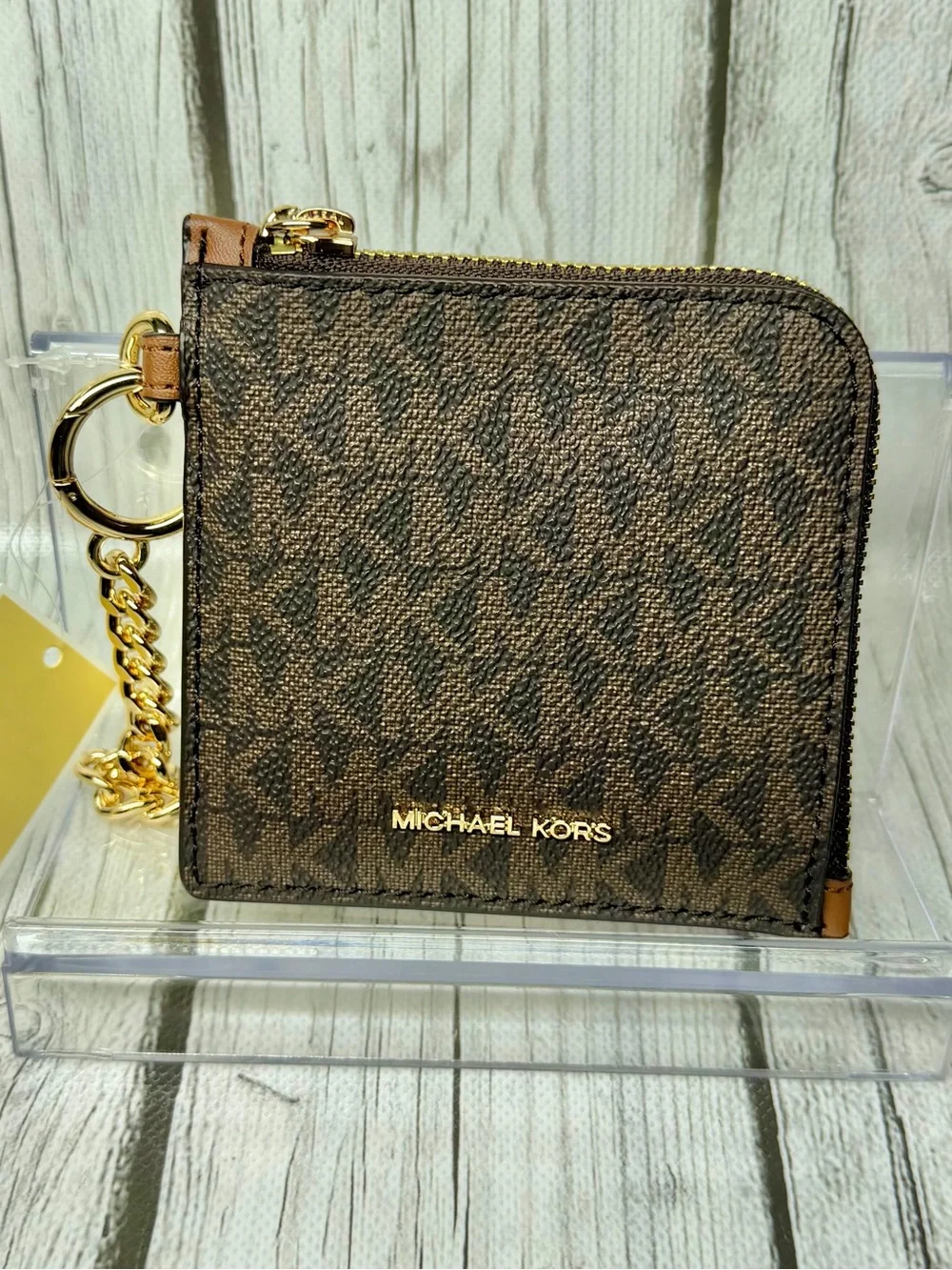 BRAND NEW Michael Kors Jet Set Travel Medium Signature Logo Chain Wallet